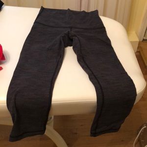 Lululemon cropped pants!!